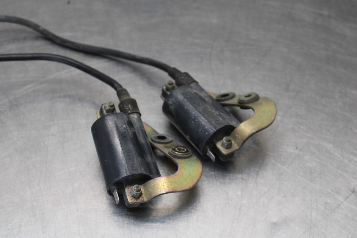 05 DUCATI SUPERSPORT 800 IGNITION COILS COIL SPARK PLUG CAPS BB913