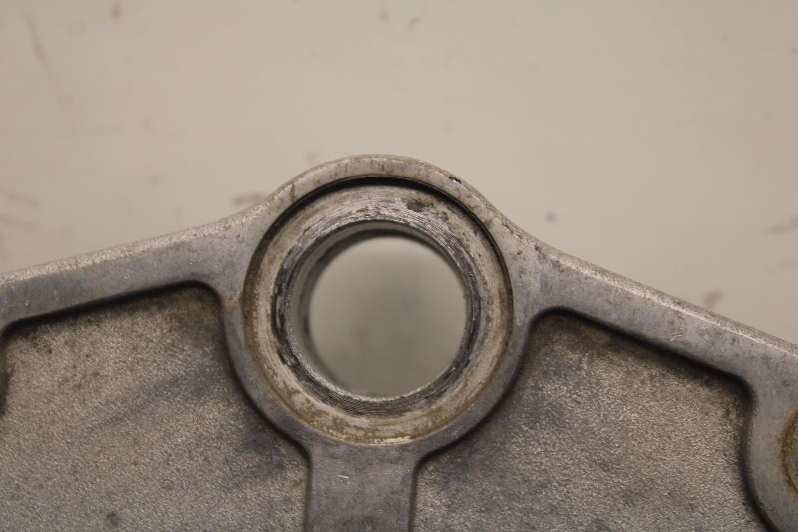 1988 Yamaha FZ600 FORKS UPPER TRIPLE TREE CLAMP BB601