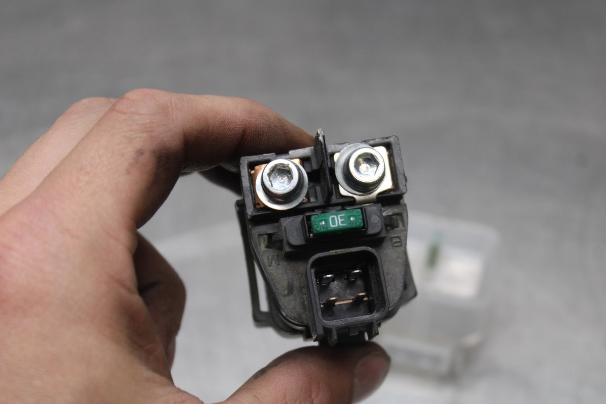 16 DUCATI 959 PANIGALE ENGINE STARTER RELAY STARTING MOTOR SWITCH BB912