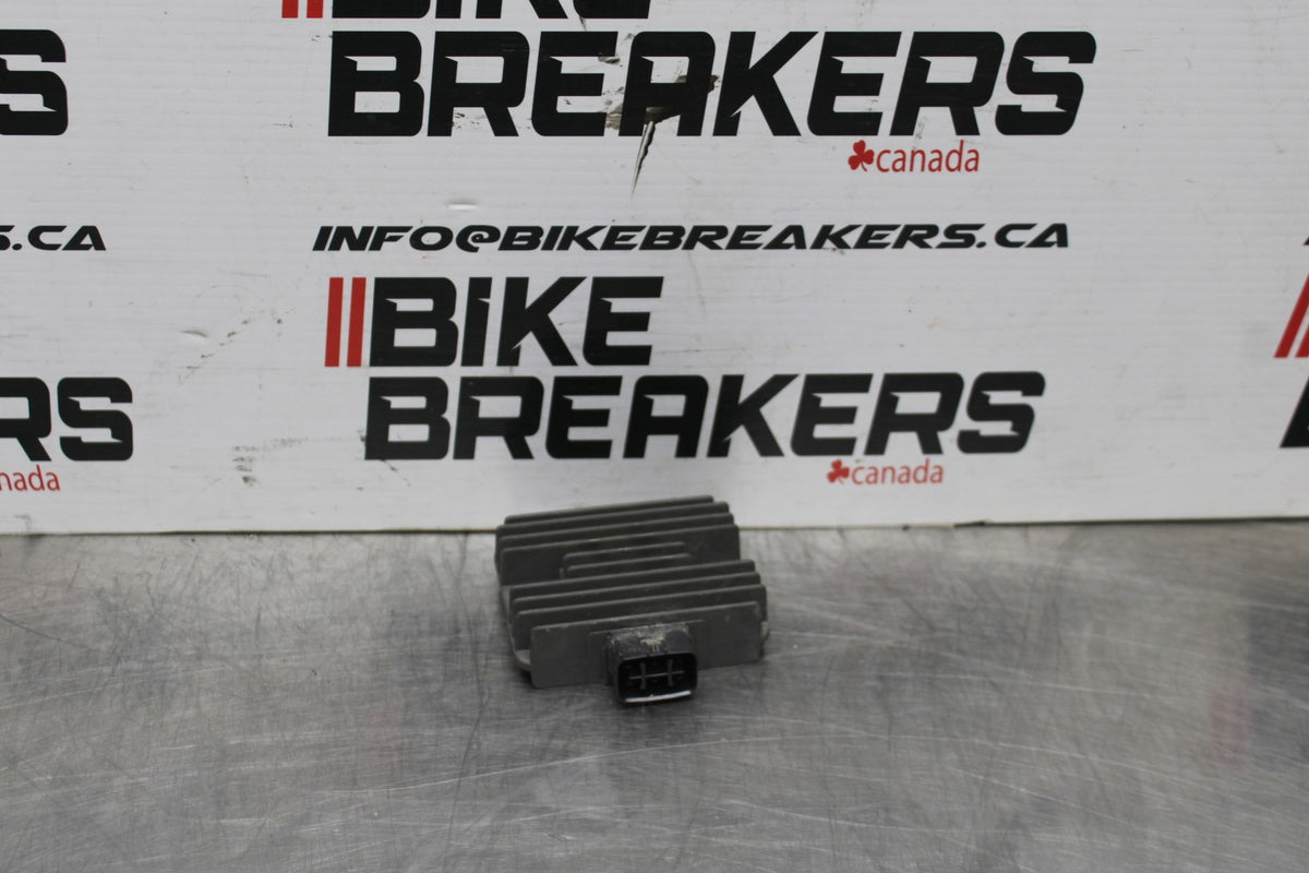 08-16 YAMAHA YZF R6 RECTIFIER VOLTAGE REGULATOR BB856
