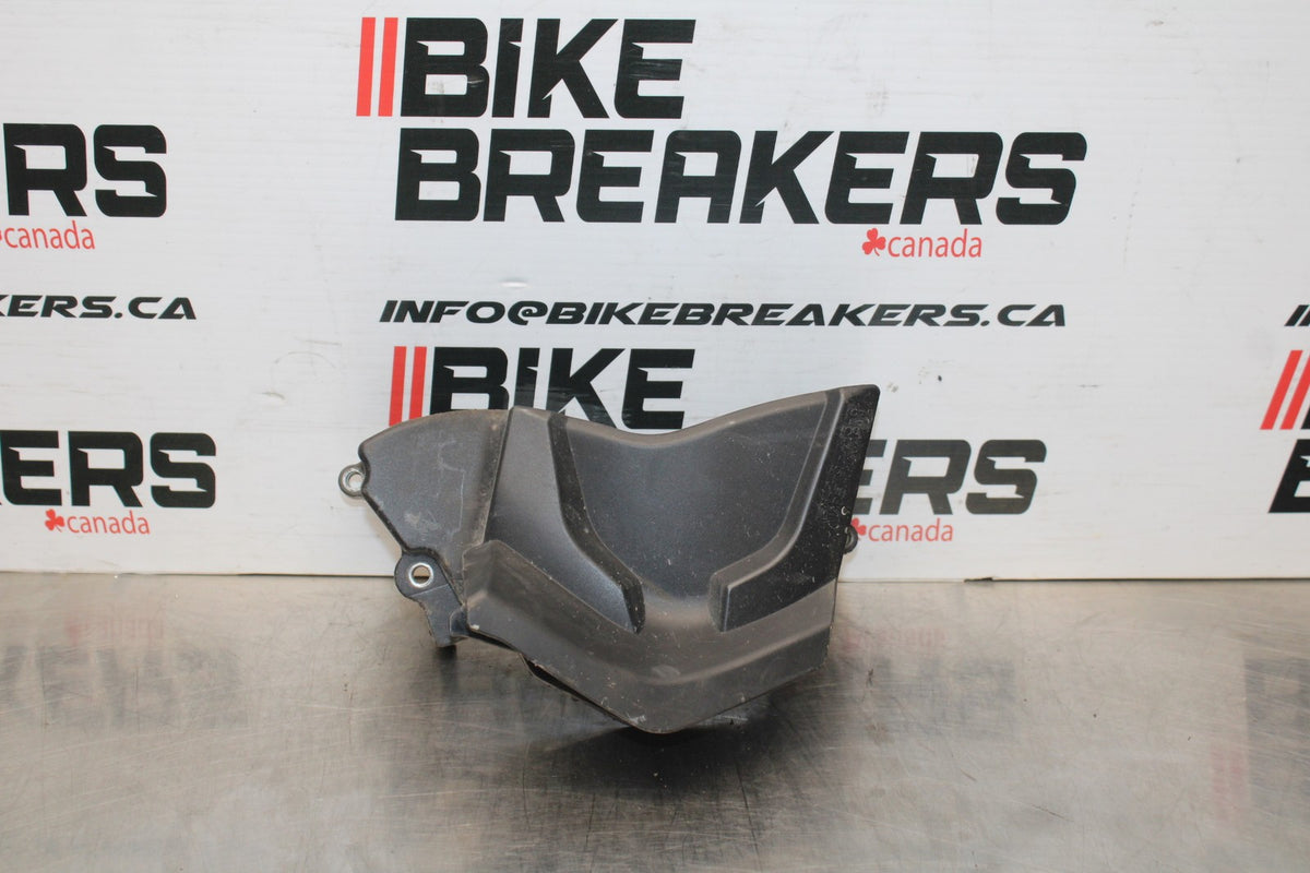 07 YAMAHA YZF R1 ENGINE SPROCKET COVER BB826