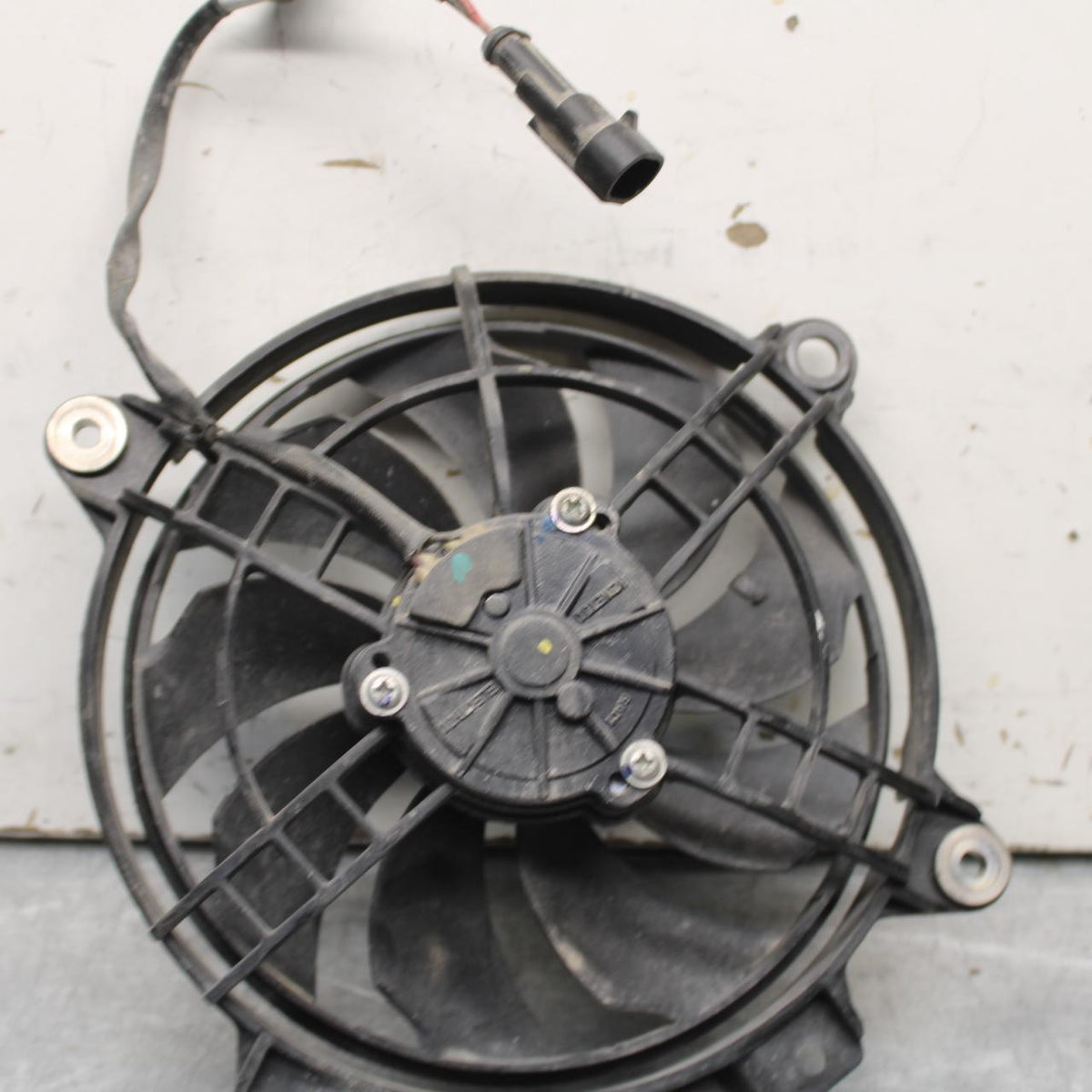 20-23 APRILIA RS660 ENGINE RADIATOR COOLING FAN BB643