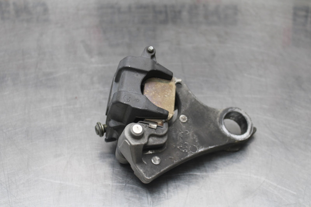 07 YAMAHA YZF R1 REAR BACK BRAKE CALIPER W MOUNT BRACKET BB826