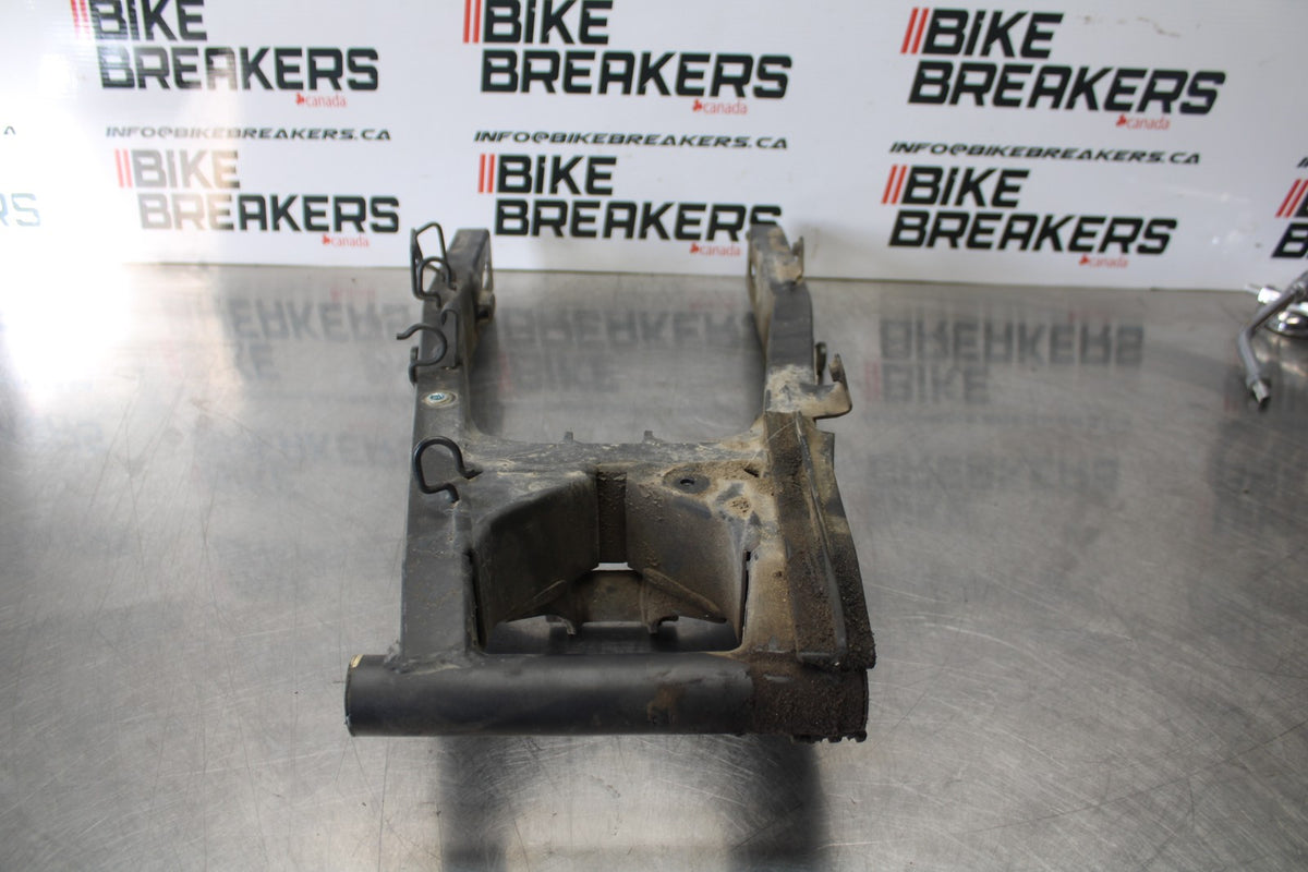 13-17 KAWASAKI NINJA 300 EX300 ABS REAR SWINGARM BACK SUSPENSION SWING ARM BB189