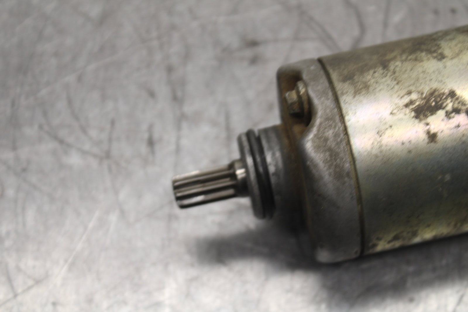 88-93 SUZUKI GSXR600 ENGINE STARTING STARTER MOTOR -DC 12V BB107