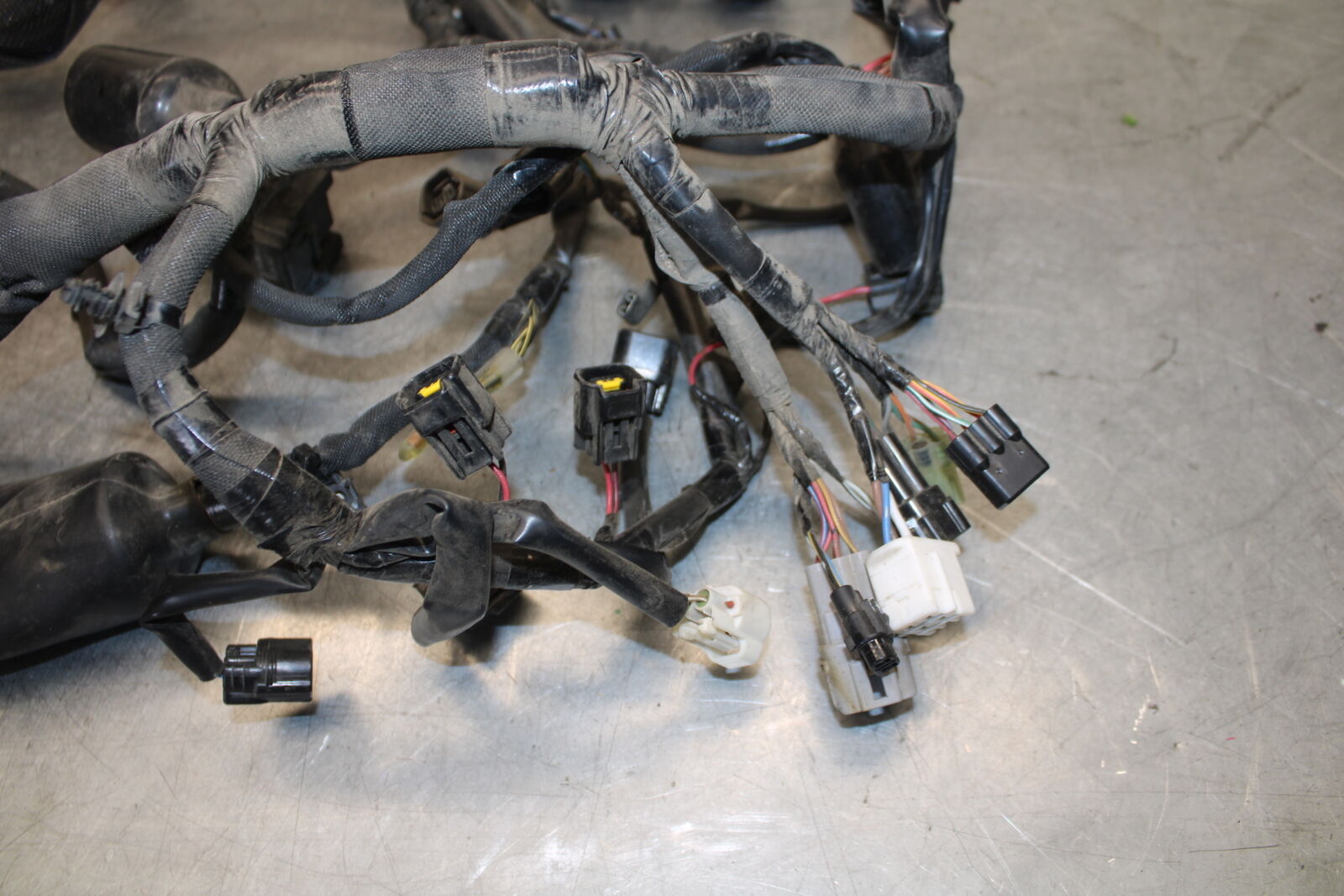 19-23 KAWASAKI NINJA ZX6R MAIN ENGINE WIRING HARNESS MOTOR WIRE LOOM BB701