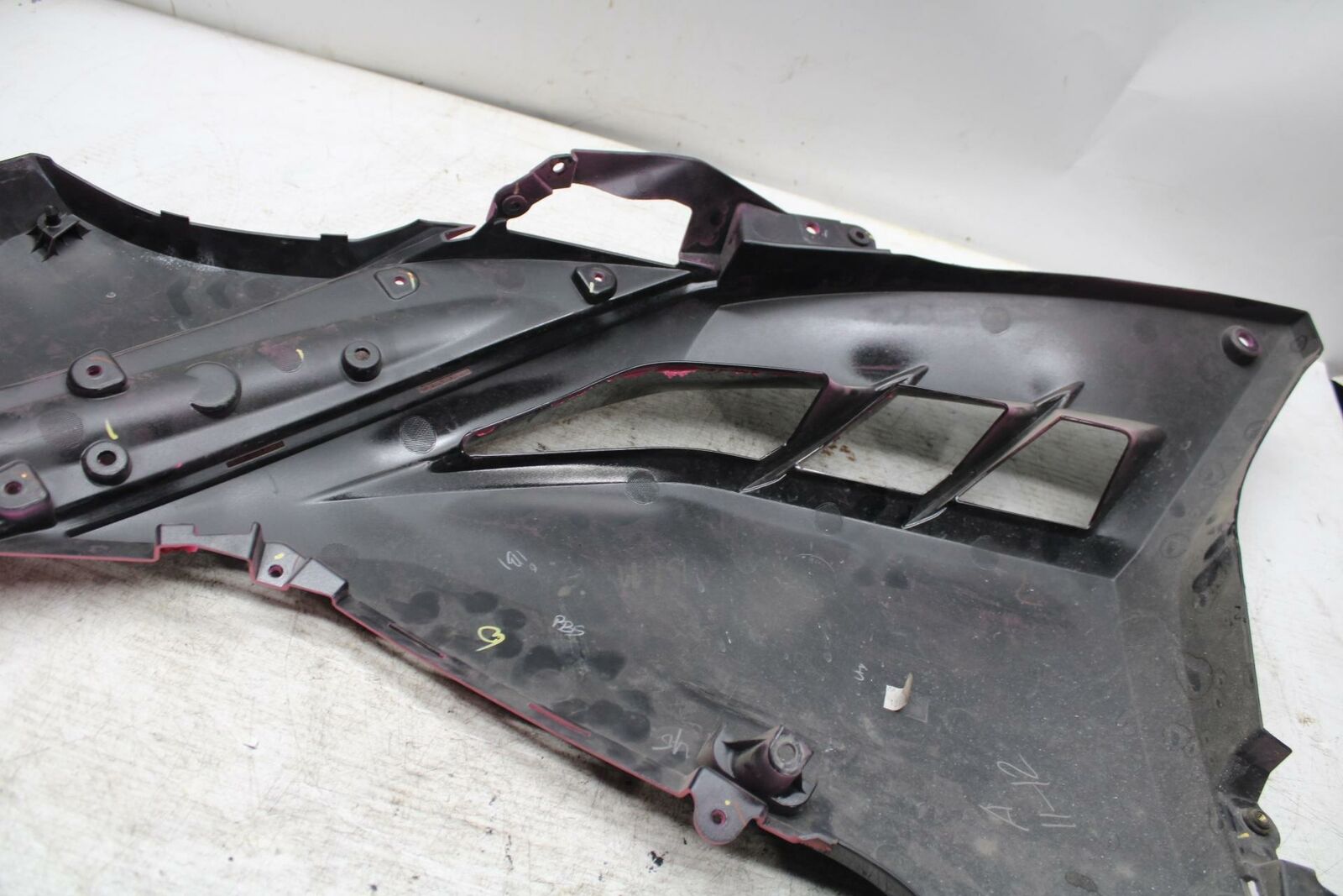 12-13 KAWASAKI EX300 NINJA LEFT MID UPPER SIDE FAIRING COWL PLASTIC BB373