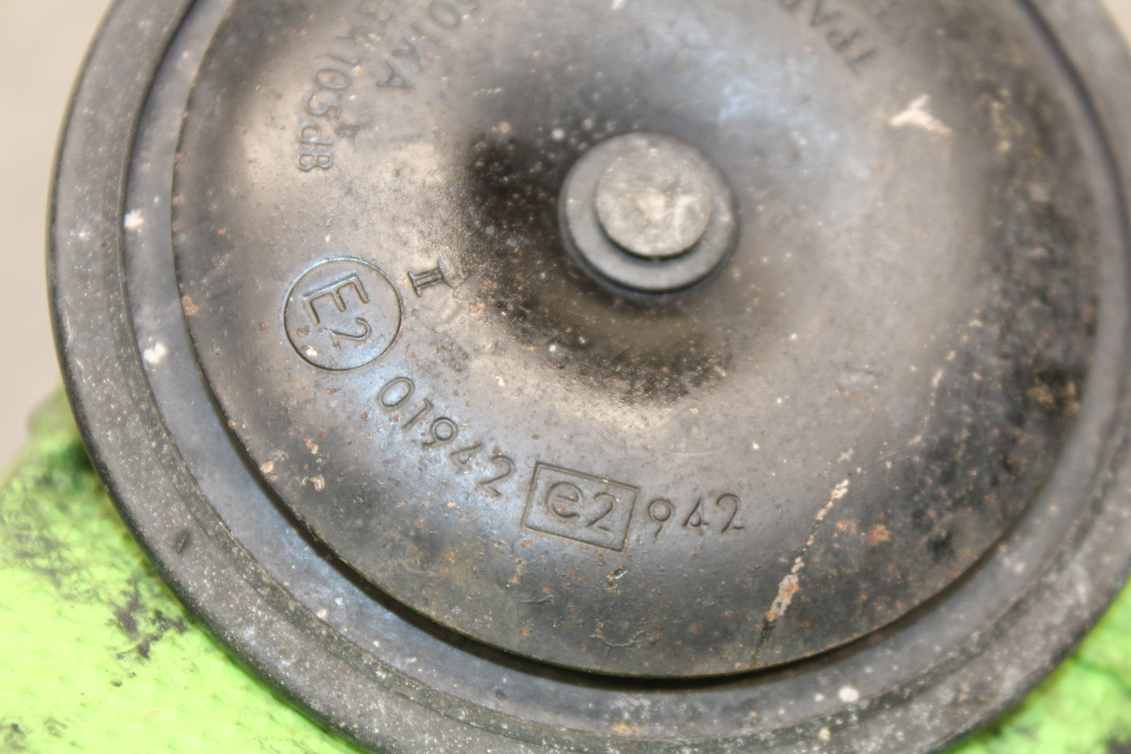 12-13 KAWASAKI Z1000 HORN SIGNAL BB743