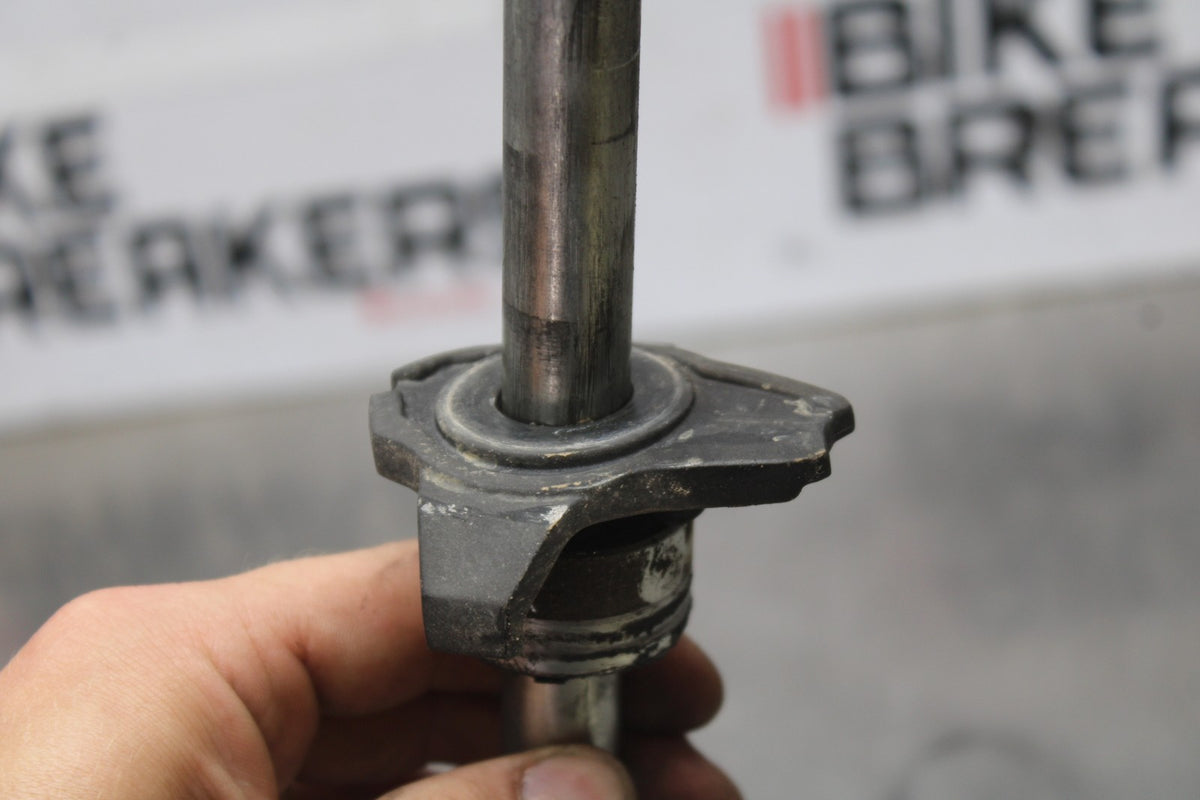 23-26 KAWASAKI NINJA ZX4RR REAR AXLE BACK WHEEL RIM PIVOT BOLT AXEL BB898
