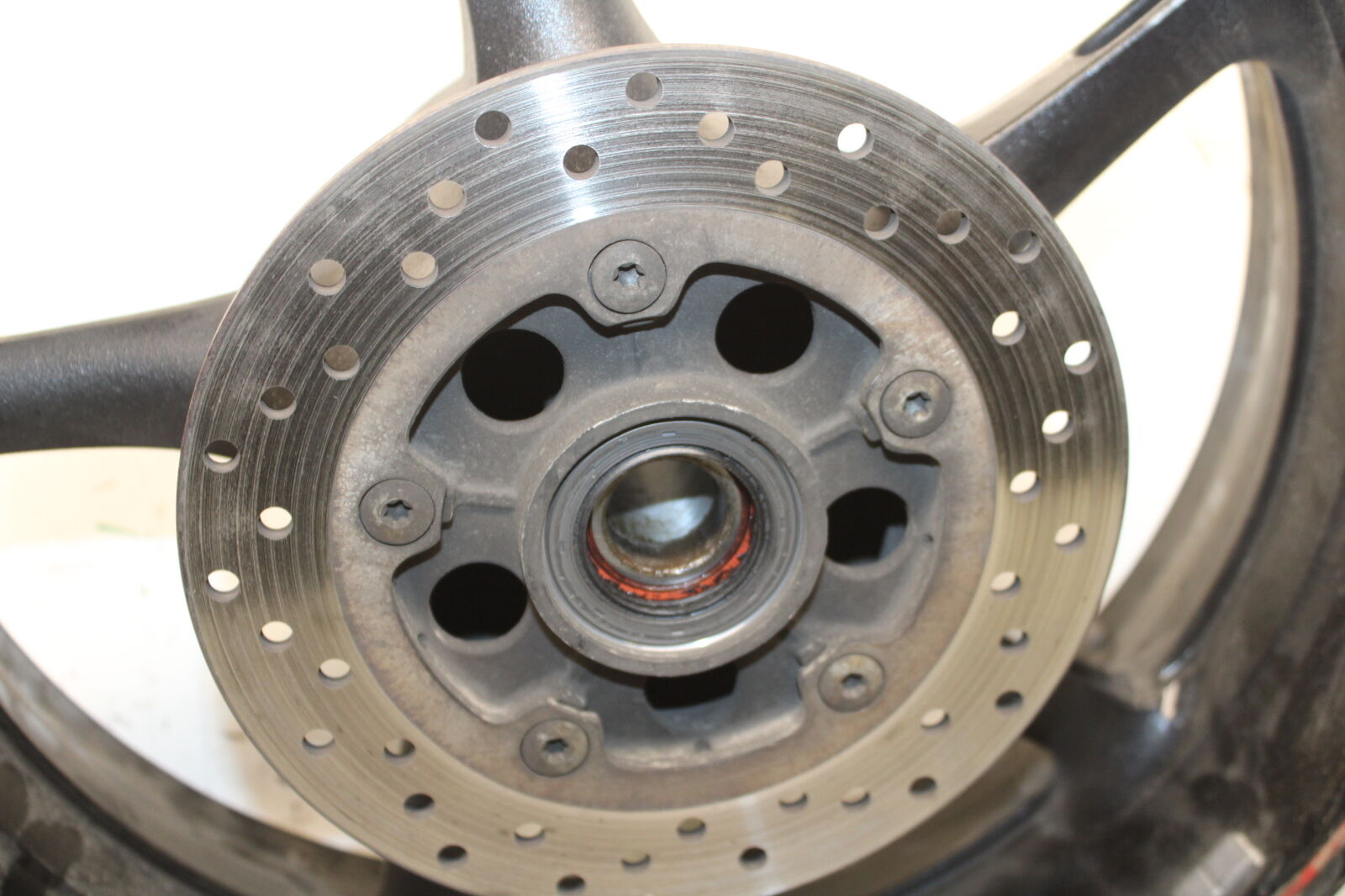 06 YAMAHA YZF R6 REAR WHEEL REAR RIM BB716