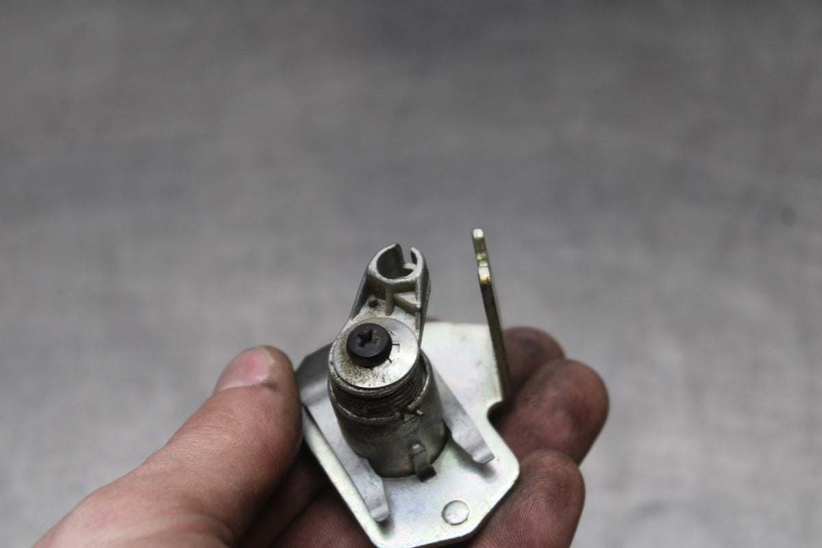 19 MOTO GUZZI V7 III IGNITION LOCK KEY SET W/ GAS CAP AND SEAT LOCK BB831