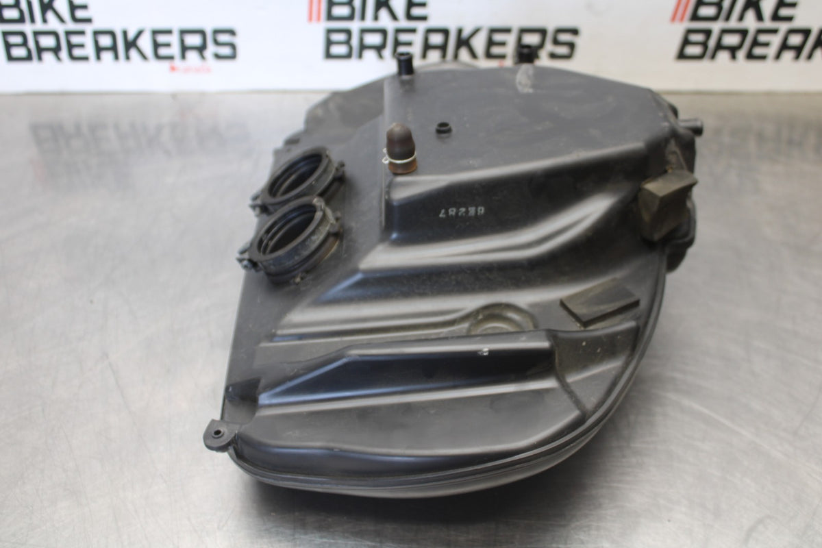 05-09 SUZUKI BOULEVARD C90 AIRBOX AIR INTAKE FILTER BOX BB918