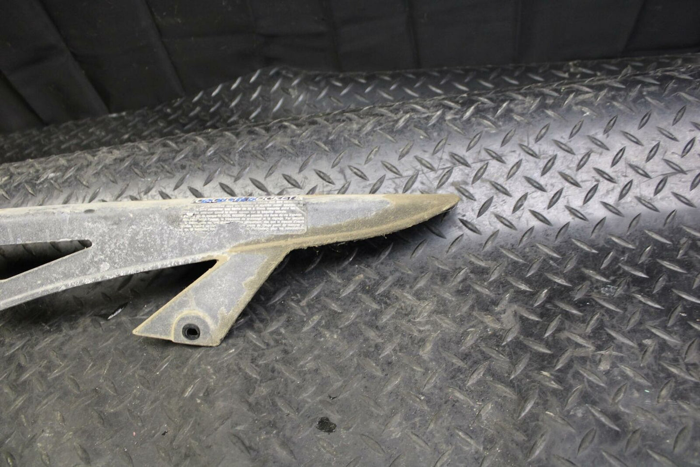 06-07 KAWASAKI NINJA ZX10R REAR BACK DRIVE CHAIN GUARD COVER SHIELD  BB186