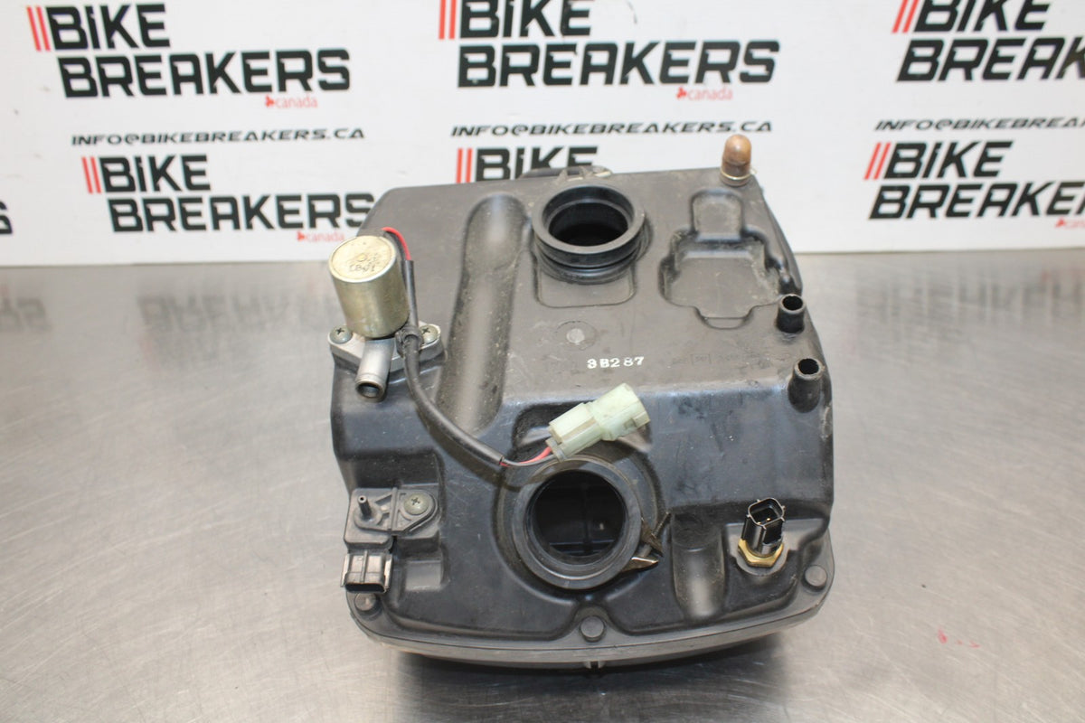 03 SUZUKI SV650 AIRBOX AIR INTAKE FILTER BOX BB846