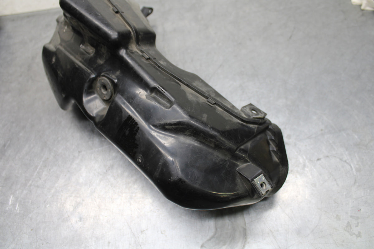08-10 SUZUKI GSXR 600 RIGHT LEFT AIR INTAKE DUCTS BB132