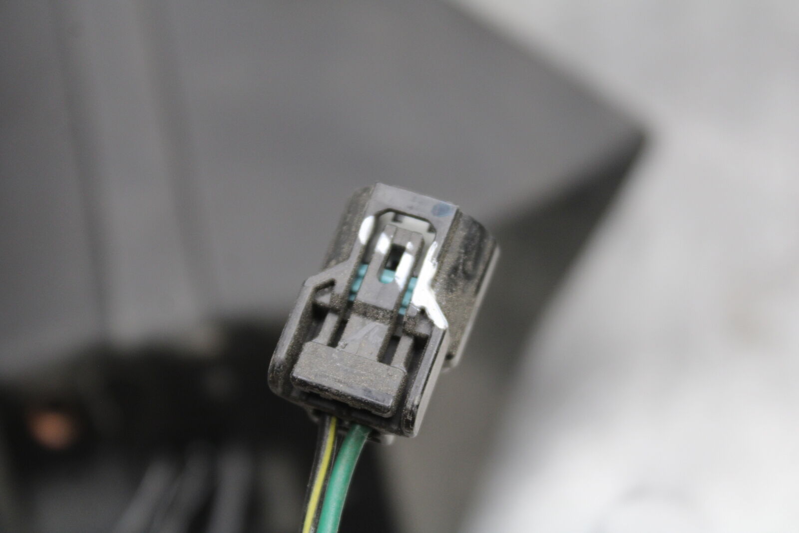 18-24 KAWASAKI NINJA 650 REAR BACK FENDER MUD GUARD BB725