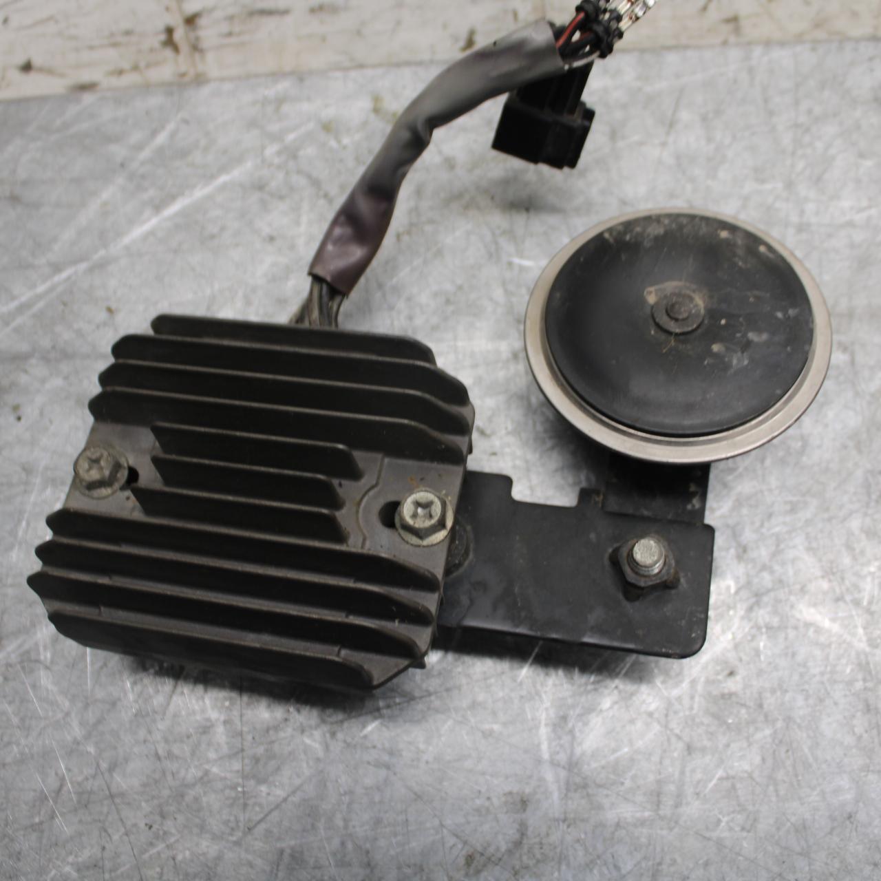 2007 Suzuki GSXR600 RECTIFIER VOLTAGE REGULATOR 32800-21H00 BB540