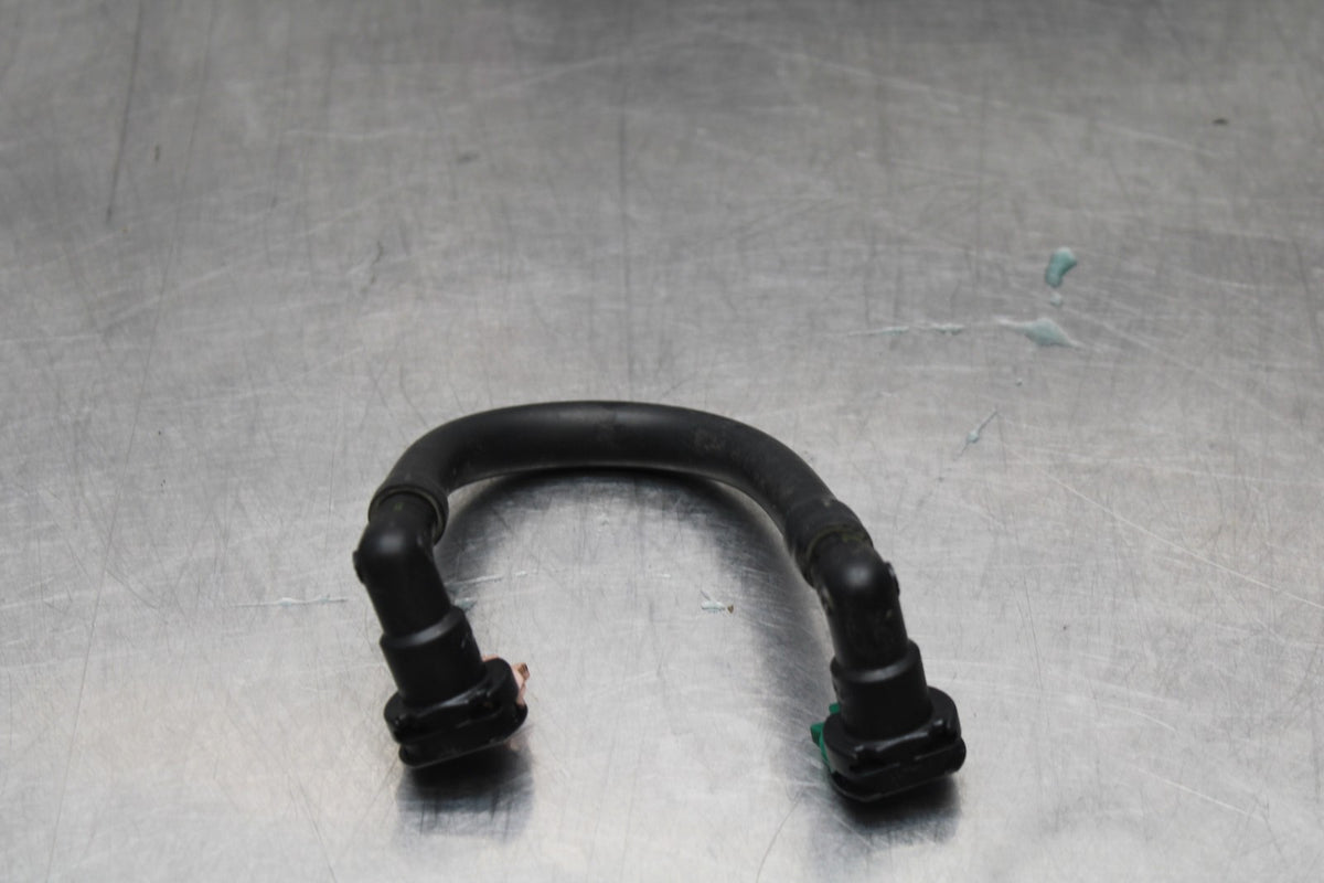 11-22 SUZUKI GSXR 600  FUEL HOSE GAS LINE TUBE PIPE BB193