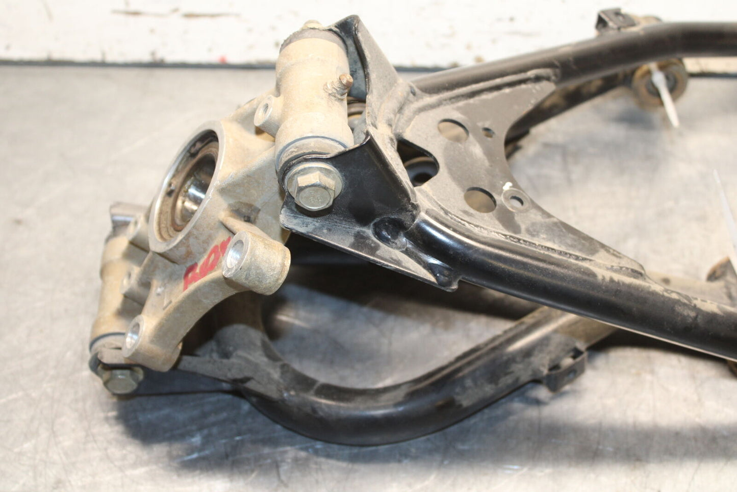 20-24 CF-MOTO CFORCE 600 TOURING LEFT CONTROL A ARMS / HUB SET BB715