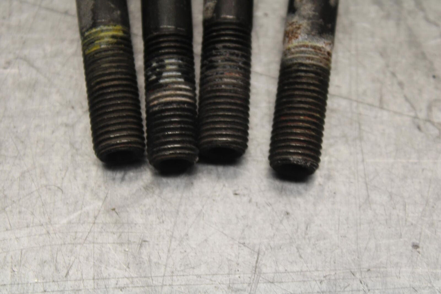 2007 Yamaha YZF R1 FRONT CALIPER BOLTS SET  90401-10012-00 BB83