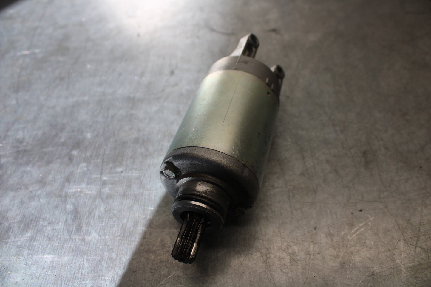 07-08 TRIUMPH DAYTONA 675 ENGINE STARTING STARTER MOTOR -DC 12V BB685