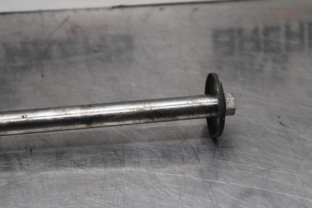 97 KAWASAKI VULCAN 1500 VN1500D CLASSIC REAR AXLE WHEEL RIM PIVOT AXEL BB936