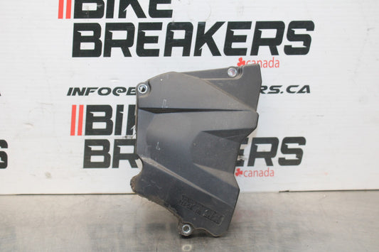 05 YAMAHA YZF R6 ENGINE SPROCKET COVER BB814