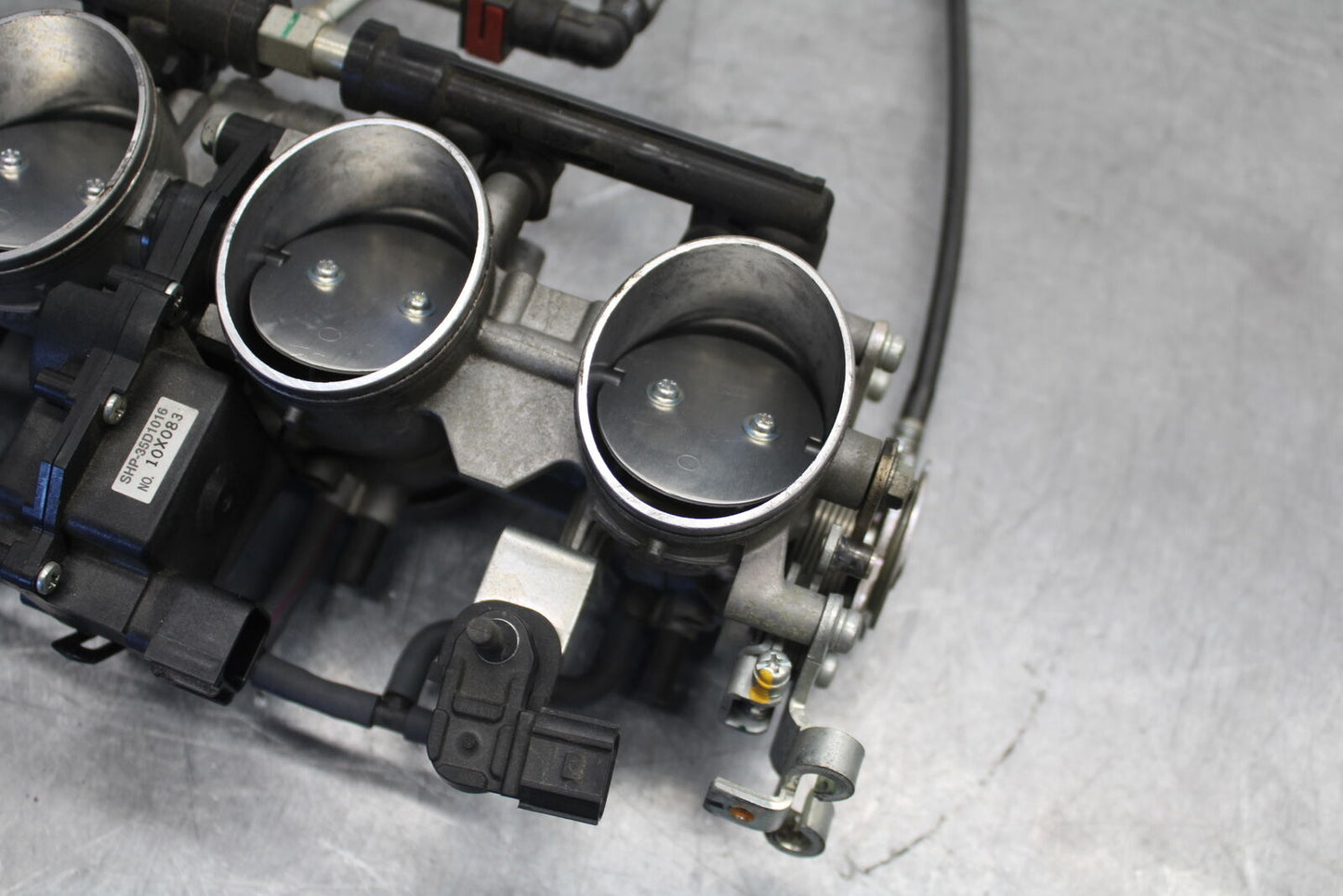 09-12 KAWASAKI NINJA ZX6R MAIN FUEL INJECTORS / THROTTLE BODIES 16163-0128 BB698