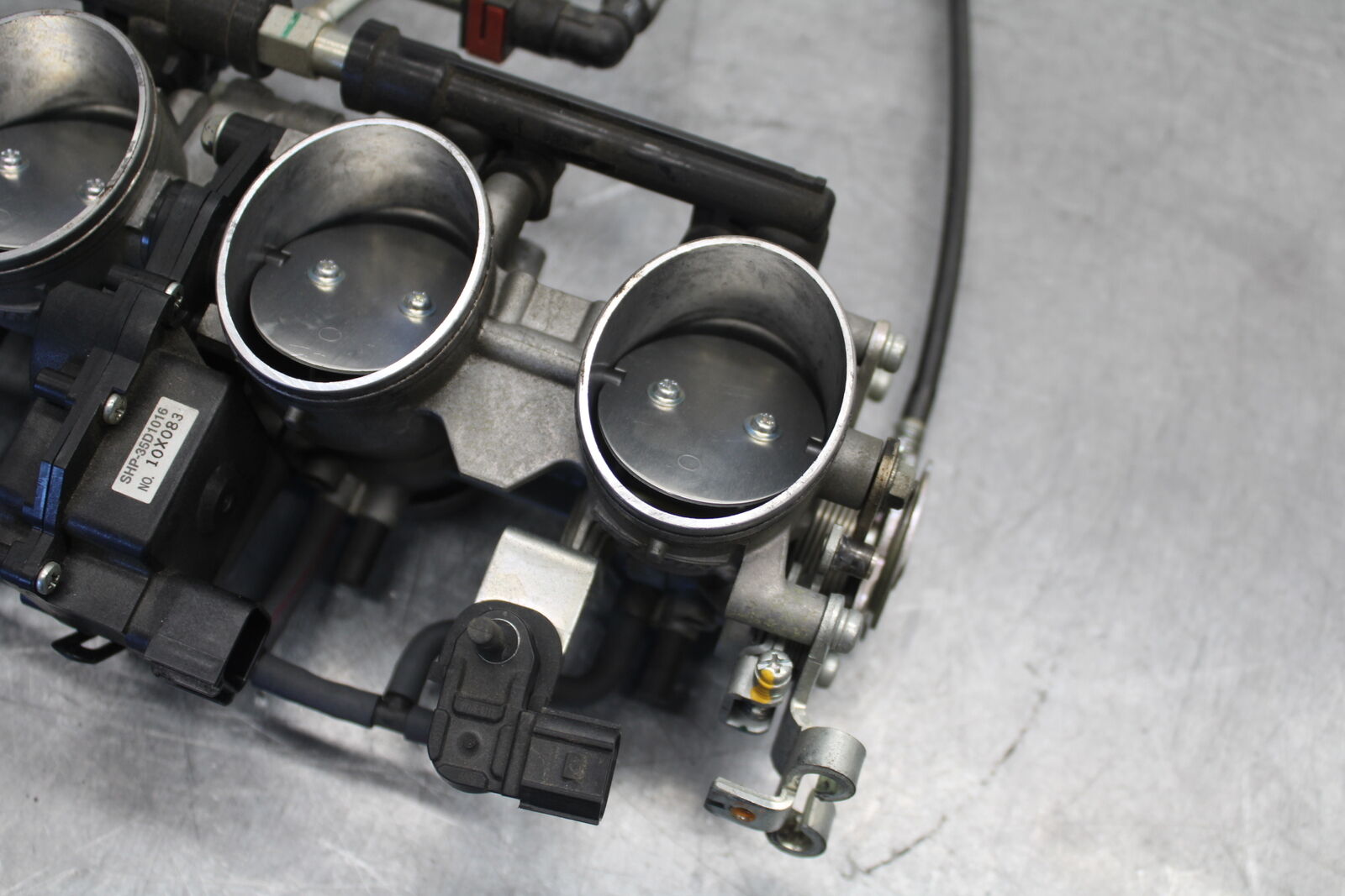 09-12 KAWASAKI NINJA ZX6R MAIN FUEL INJECTORS / THROTTLE BODIES 16163-0128 BB698