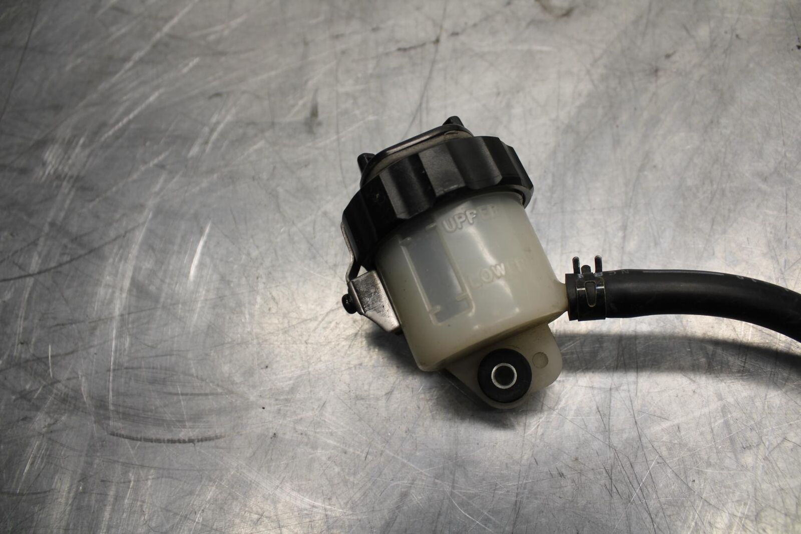 09-14 YAMAHA YZF R1 REAR BRAKE MASTER FLUID RESERVOIR TANK BOTTLE BB471