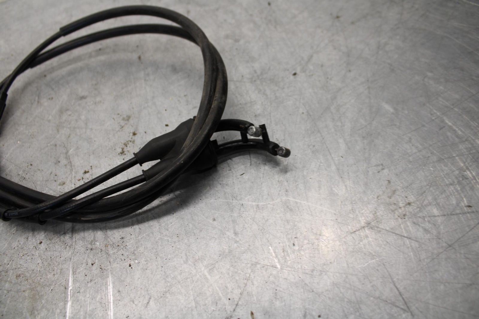 06-07 KAWASAKI NINJA ZX14R THROTTLE CABLES LINES BB433