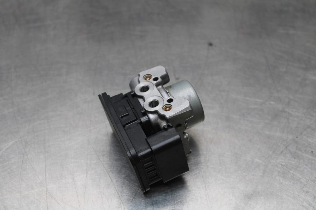 24-25 SUZUKI GSXR1000 ABS PUMP UNIT MODULE BB767