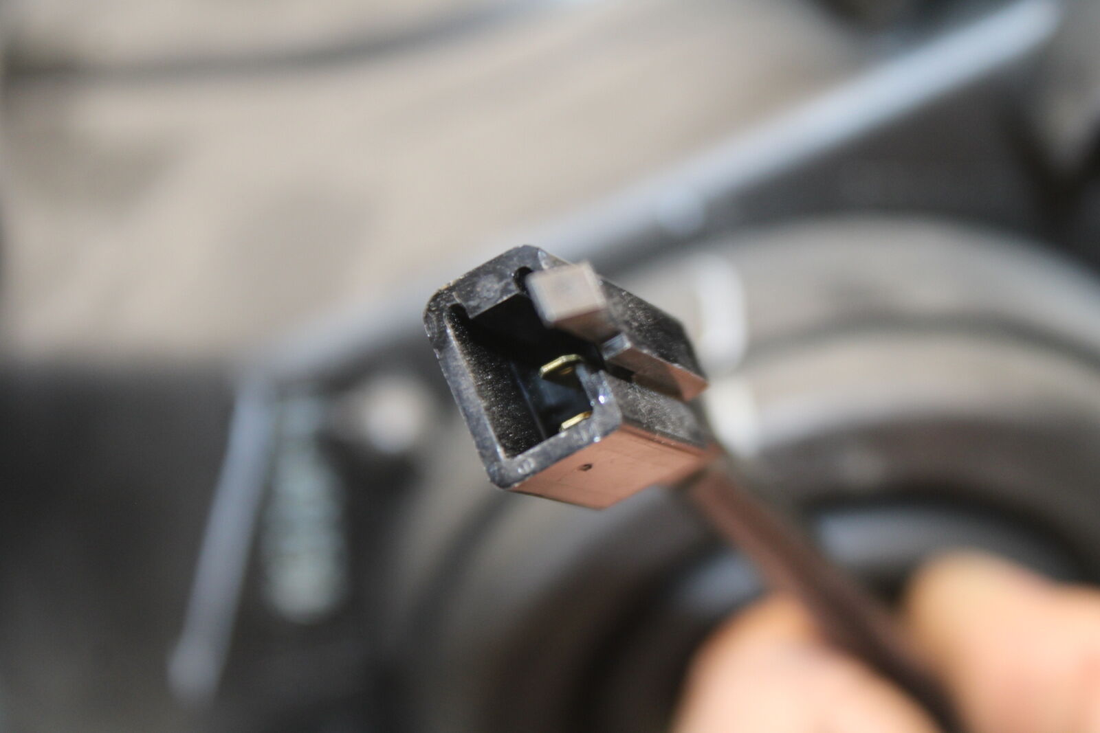 11-12 KAWASAKI NINJA 400 EX400 C FRONT HEADLIGHT HEAD LIGHT LAMP BB358