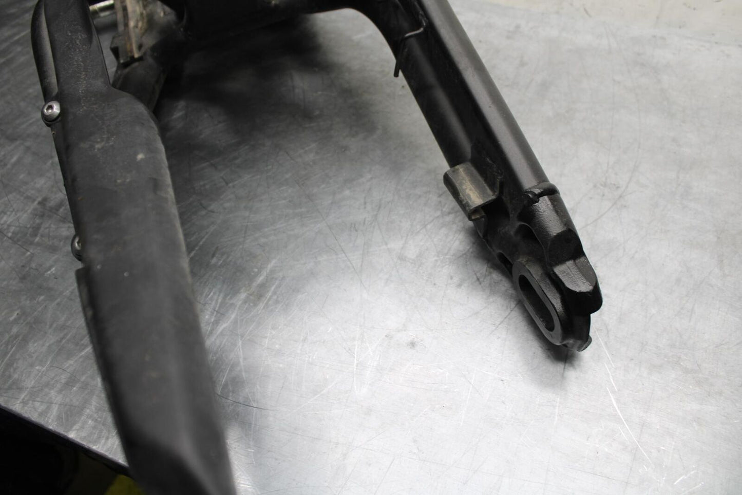 15-17 KAWASAKI EX 650 NINJA  EX 650 ABS SWINGARM BACK SUSPENSION SWING ARM BB494