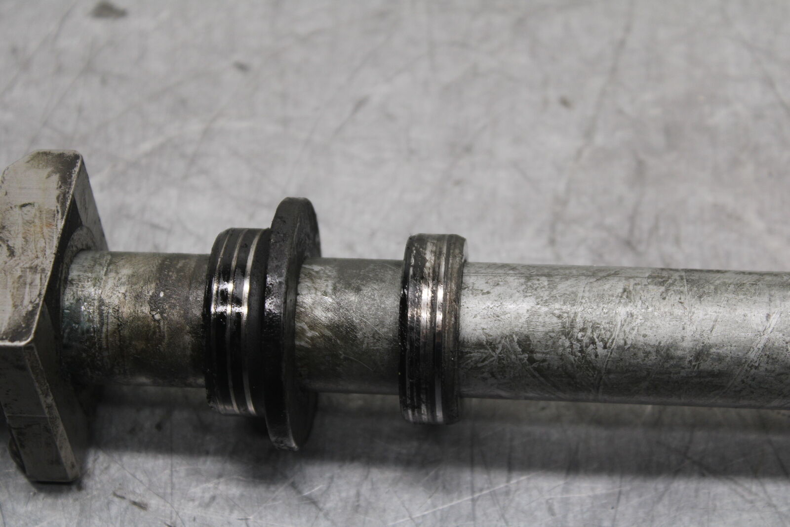 12-16 HONDA CBR1000RR REAR AXLE BACK WHEEL RIM PIVOT BOLT AXEL BB114