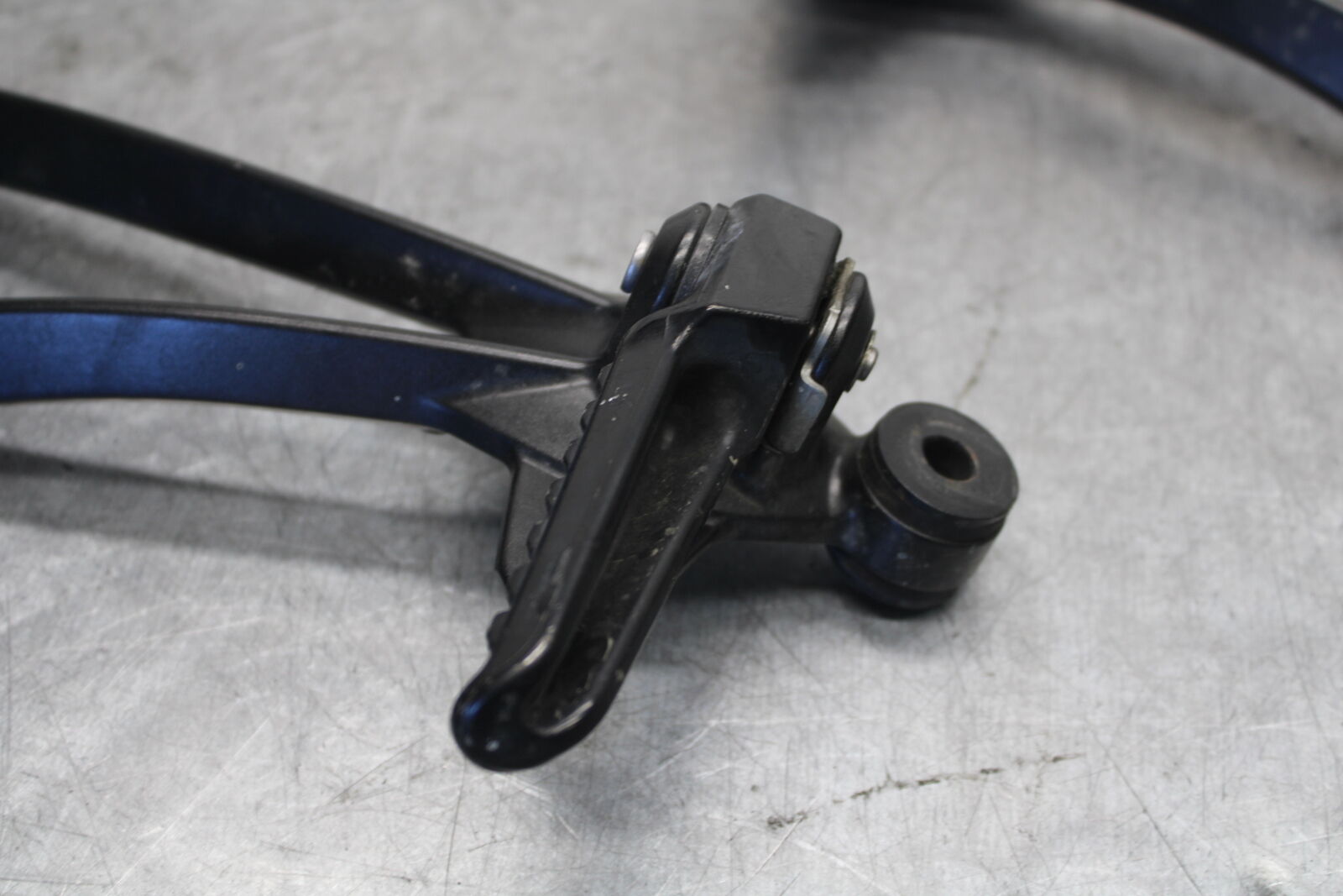 09-12 KAWASAKI NINJA ZX6R REAR BACK PASSENGER PEG SET PAIR BB698