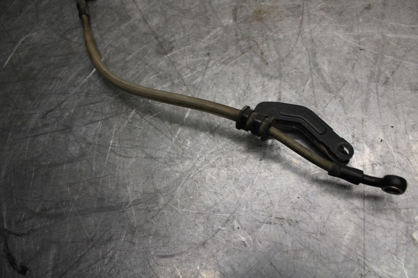 18 YAMAHA YZF R1  FRONT BRAKE CALIPER HOSES LINES BB473
