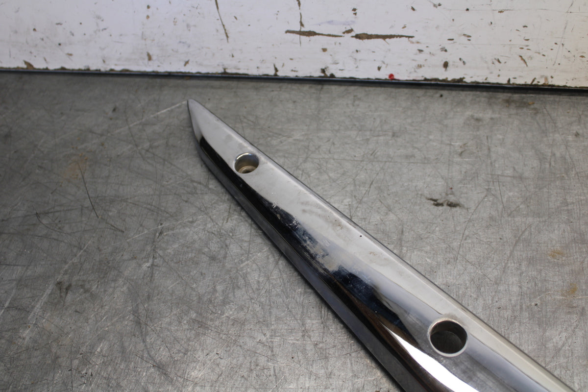 02-04 HONDA VTX1800S LEFT REAR FENDER SUPPORT SUBFRAME BB712