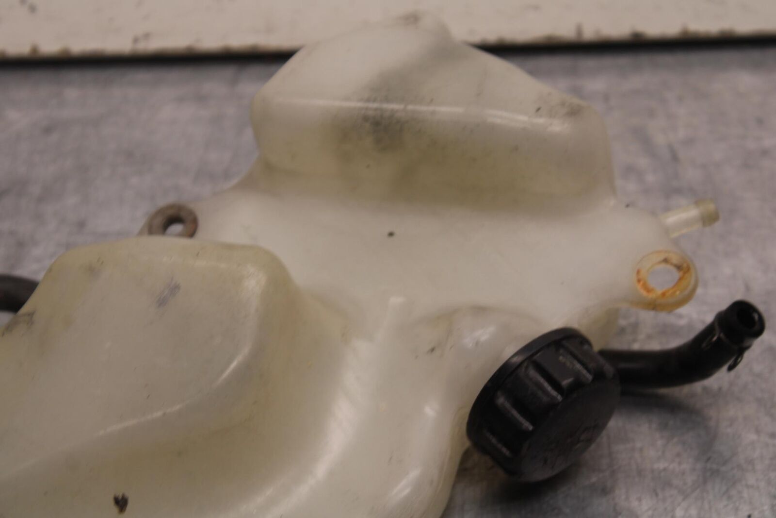 09-12 KAWASAKI NINJA ZX6R ZX600R COOLANT WATER TANK RESERVOIR 43078-0057  BB617