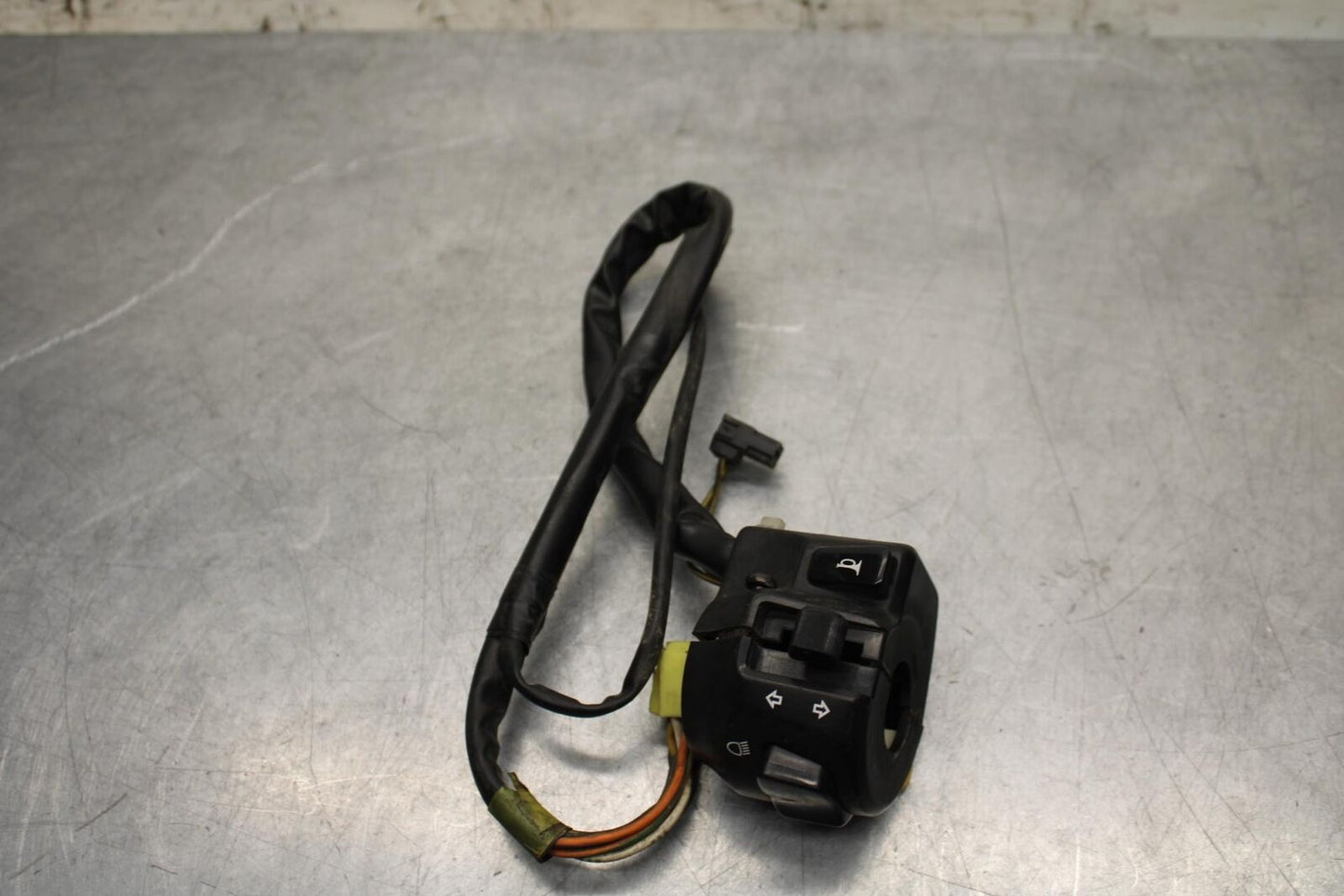2006 Suzuki SV650S LEFT CLIP ON HANDLE HORN SIGNALS SWITCH SWITCHES #B BB65