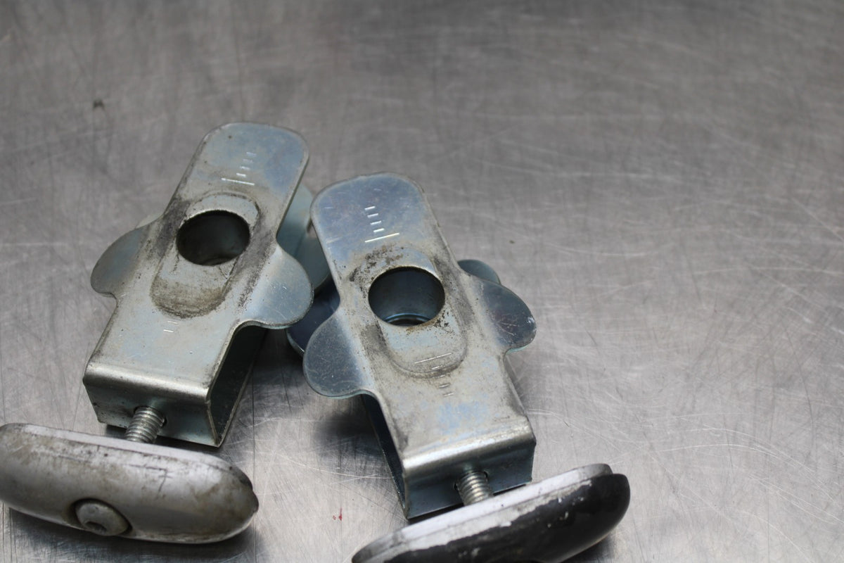 10 SUZUKI SV650 SWINGARM CHAIN TENSIONER ADJUSTMENT BRACKETS  BB181