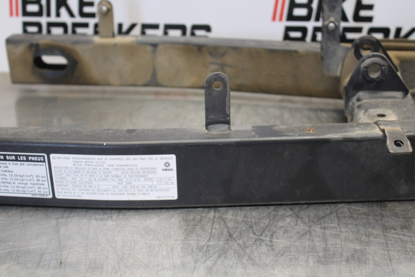 09-15 YAMAHA FZ6R REAR SWINGARM BACK SUSPENSION SWING ARM BB161