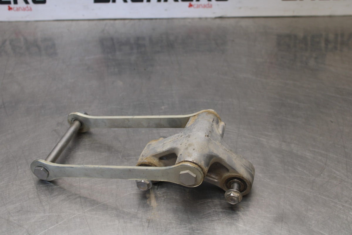 24 KAWASAKI NINJA ZX6R ZX636 ABS 40TH ANNIVERSARY REAR DOGBONE SHOCK LINK BB911