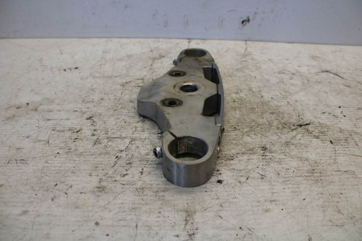 01 KAWASAKI VULCAN 1500 FORKS UPPER TRIPLE TREE CLAMP BB301