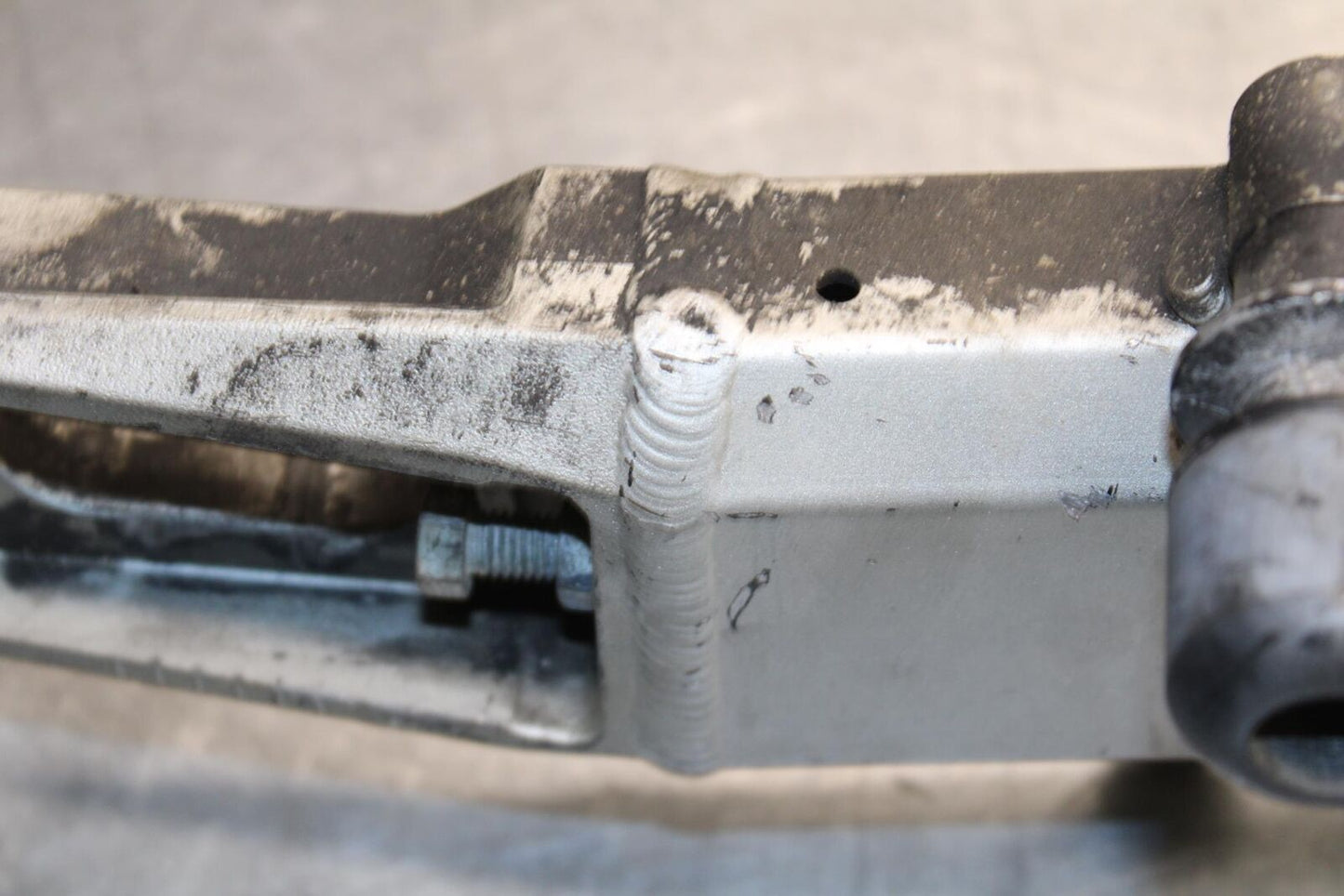 2000 Kawasaki Ninja ZX12R ZX1200A REAR SWINGARM BACK SUSPENSION BB565