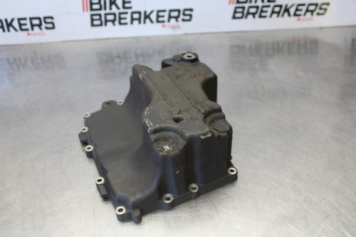 15 TRIUMPH TIGER 800 ENGINE MOTOR BOTTOM OIL PAN COVER BB873