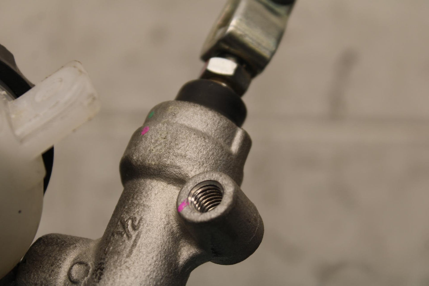 2014 Kawasaki Ninja 650 EX650E REAR BACK BRAKE MASTER CYLINDER W RESERVOIR BB569