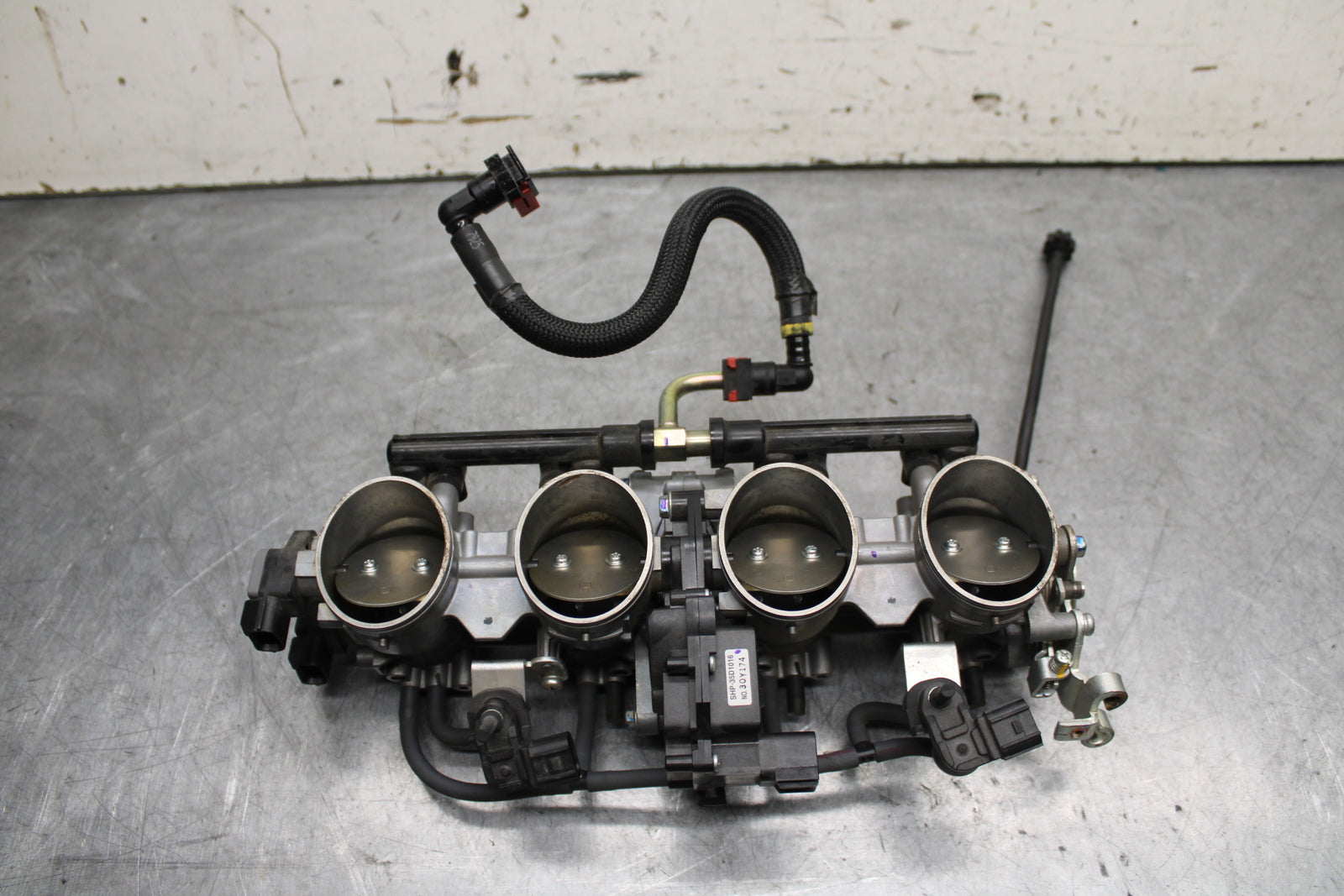 13-18 KAWASAKI NINJA ZX6R MAIN FUEL INJECTORS / THROTTLE BODIES 16163-0772 BB666