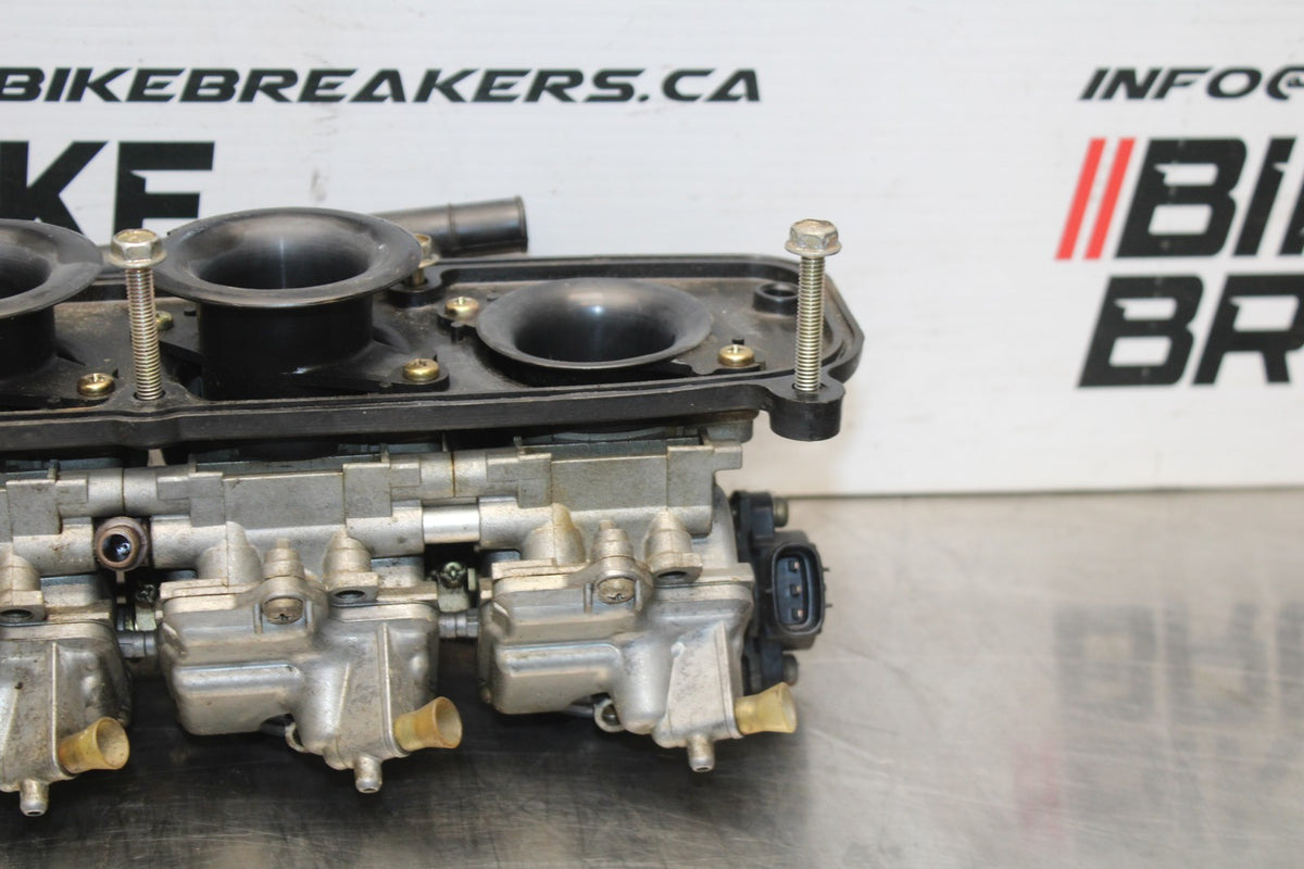 98 KAWASAKI NINJA ZX6 CARBS CARBURETORS BB870