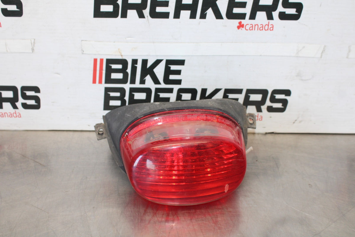 97-00 SUZUKI GSXR600 SRAD REAR TAIL TAILLIGHT BACK BRAKE LIGHT BB921